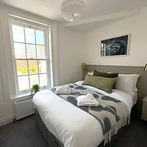 Apartment Queen's Lofts, Belfast